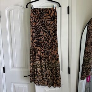 NWT Leopard / Cheetah Maxi skirt
